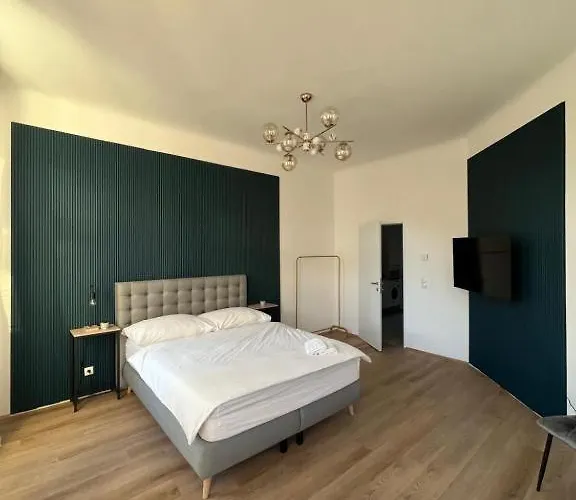 Apartment Schoenbrunn Kingsiz Bed